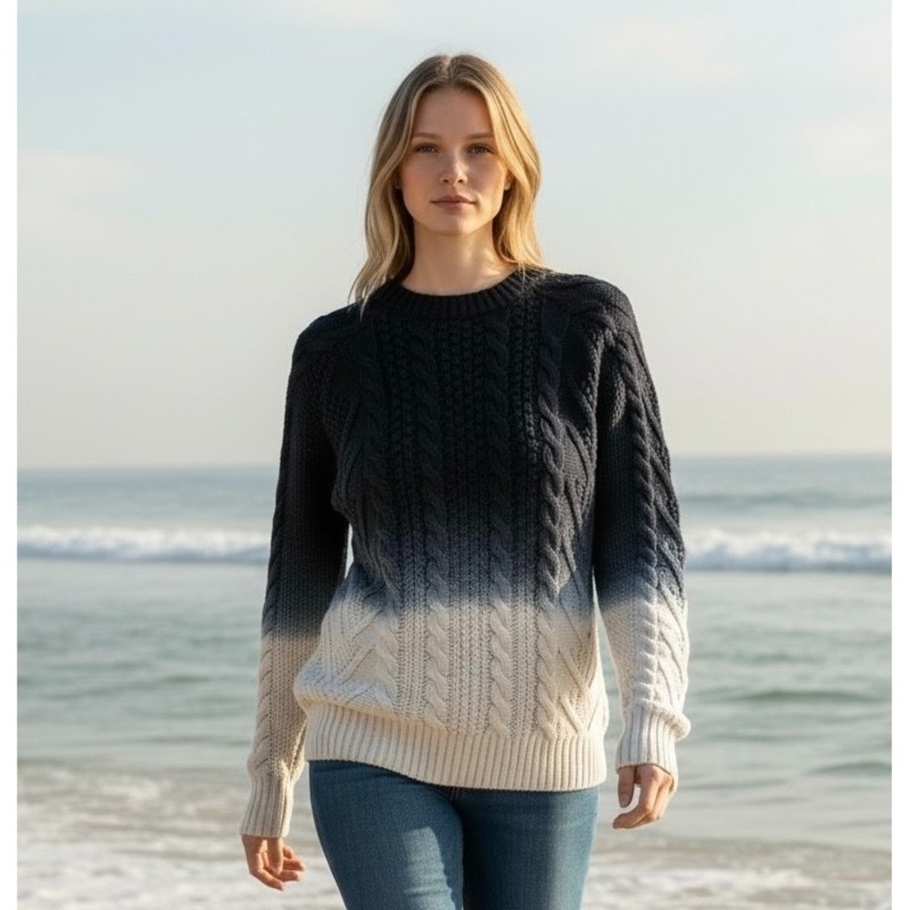 Cotton by Autumn Cashmere Ombre Cable Knit Sweater Sz S Navy to White Crew Neck